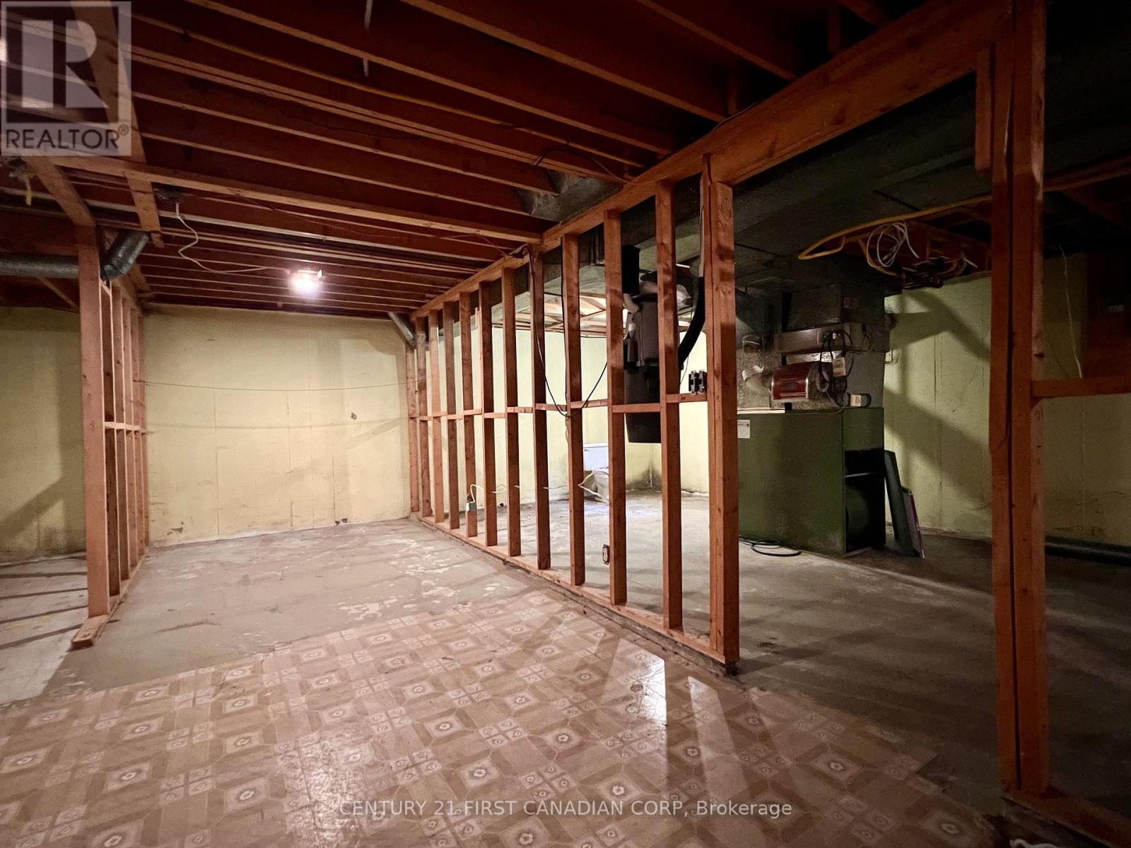 35 Benson Crescent, London North, Ontario  N5X 2B1 - Photo 25 - X13168324