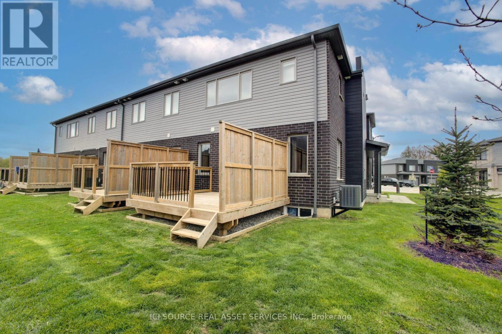 100 Pony Way, Kitchener, Ontario  N2R 0R8 - Photo 30 - X13168182