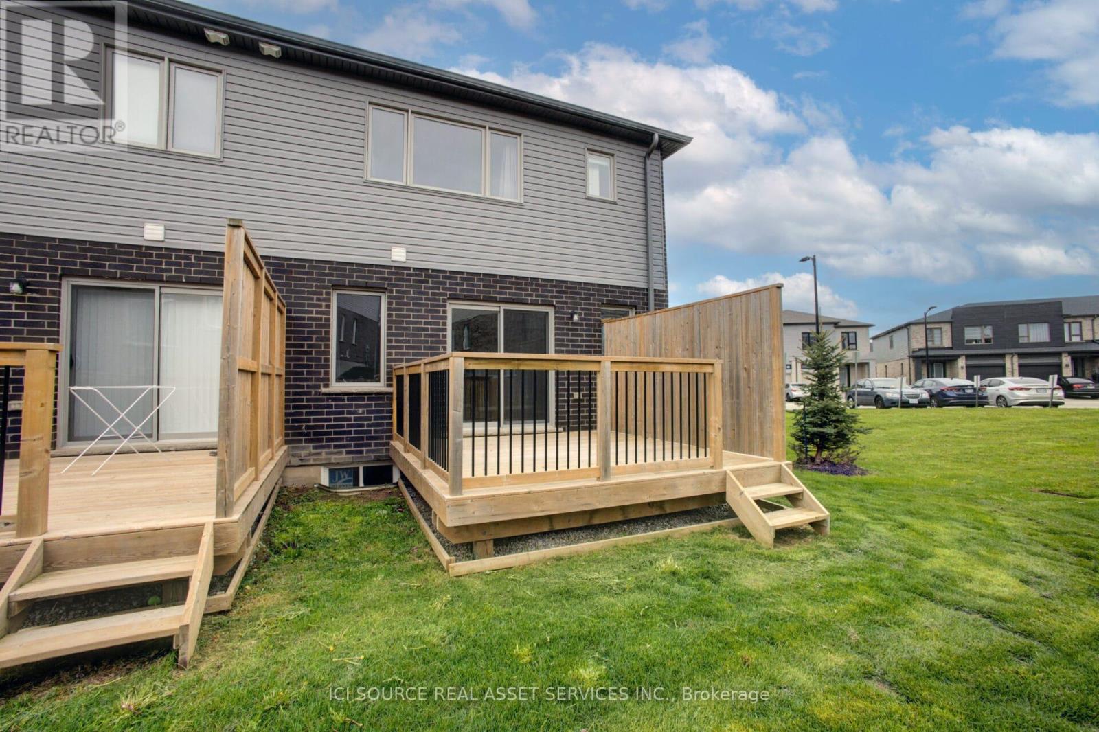 100 Pony Way, Kitchener, Ontario  N2R 0R8 - Photo 31 - X13168182