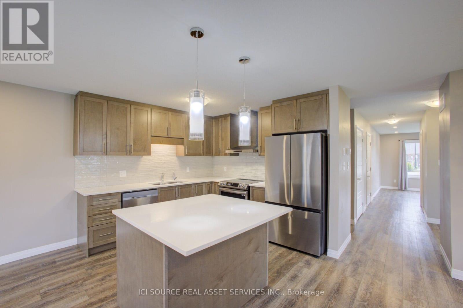 100 Pony Way, Kitchener, Ontario  N2R 0R8 - Photo 8 - X13168182