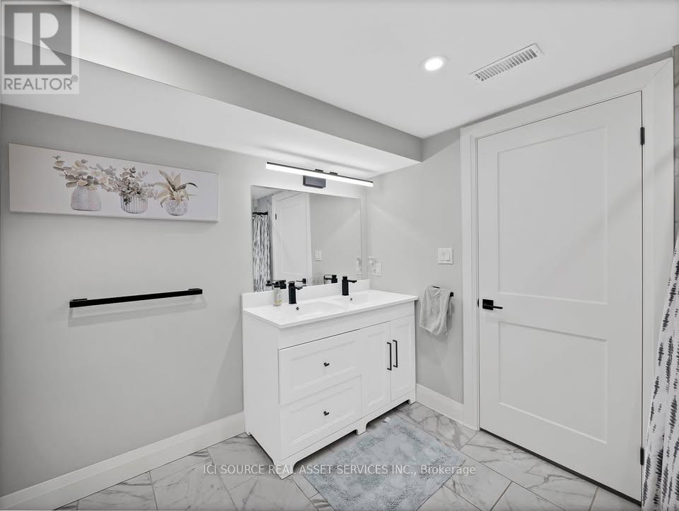 B - 493 Queen Victoria Drive, Hamilton, Ontario  L8W 1G8 - Photo 12 - X13168202
