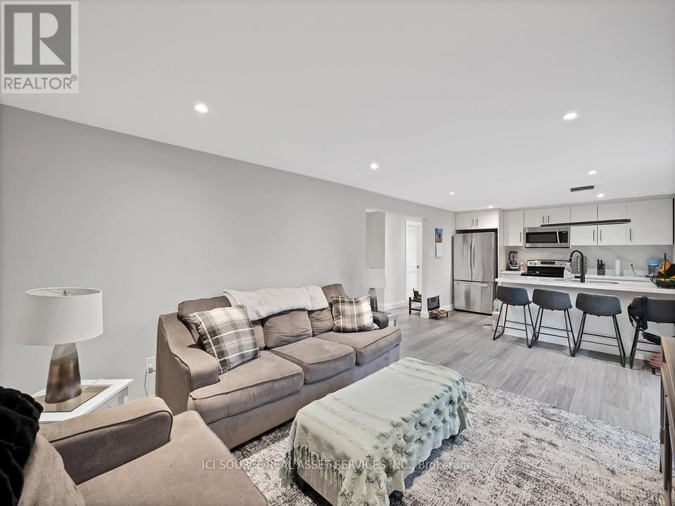 B - 493 Queen Victoria Drive, Hamilton, Ontario  L8W 1G8 - Photo 7 - X13168202