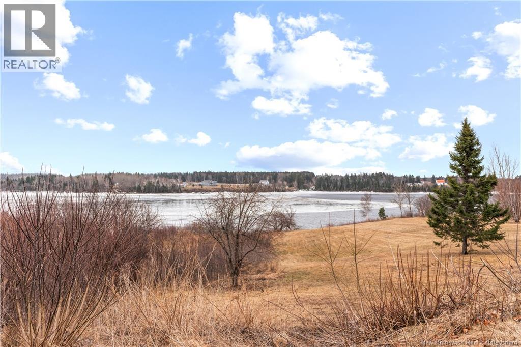 200 Irving Boulevard, Bouctouche, New Brunswick  E4S 3L7 - Photo 6 - NB140224