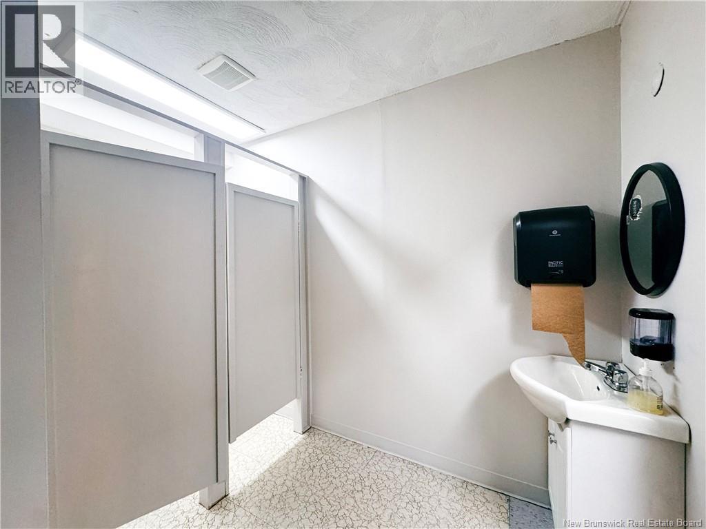 25 Hildegard Drive Unit# Bsmt, Moncton, New Brunswick  E1G 2G5 - Photo 25 - NB140190