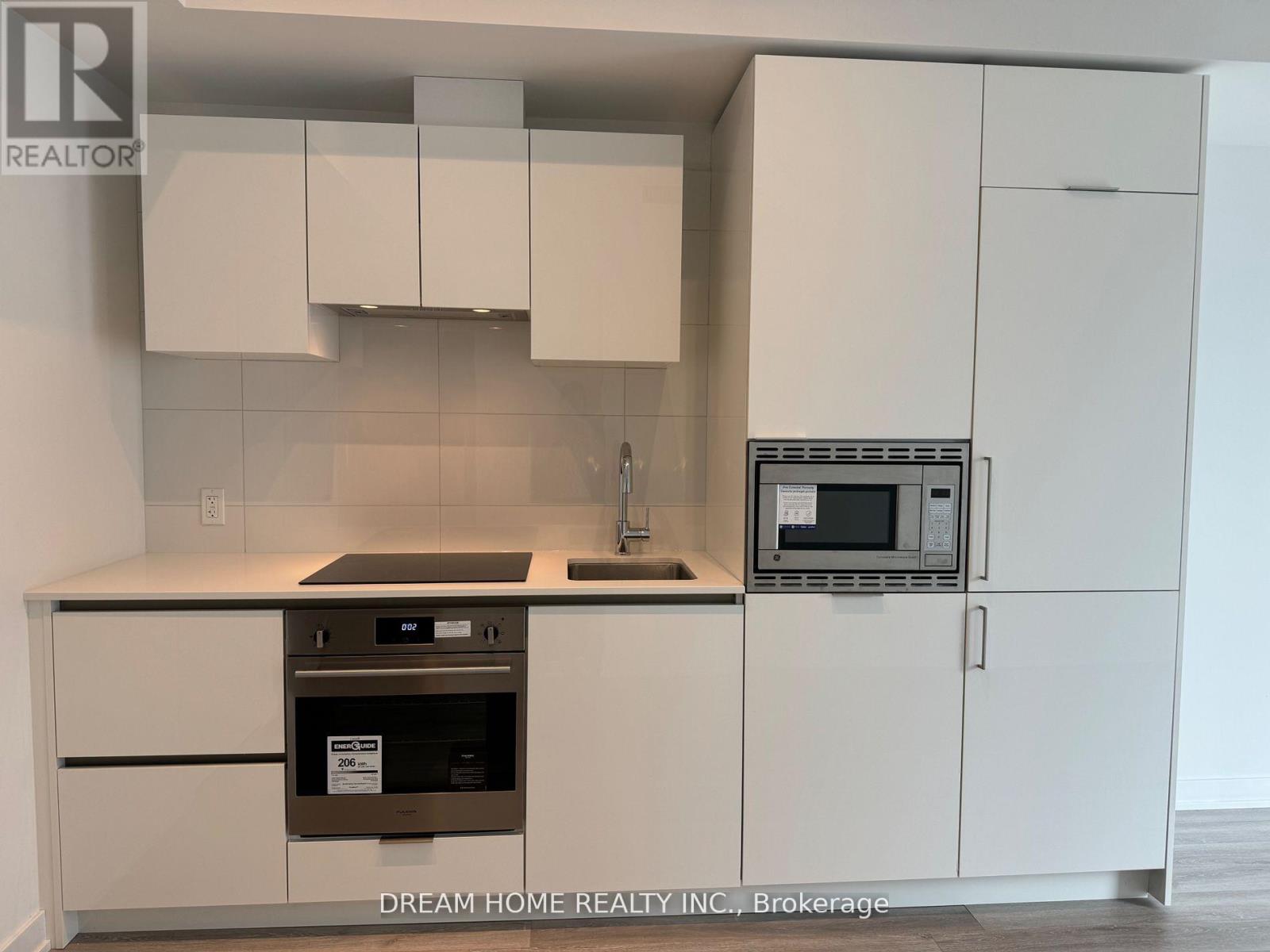 1807 - 238 Simcoe Street, Toronto, Ontario  M5T 3B9 - Photo 4 - C13168300