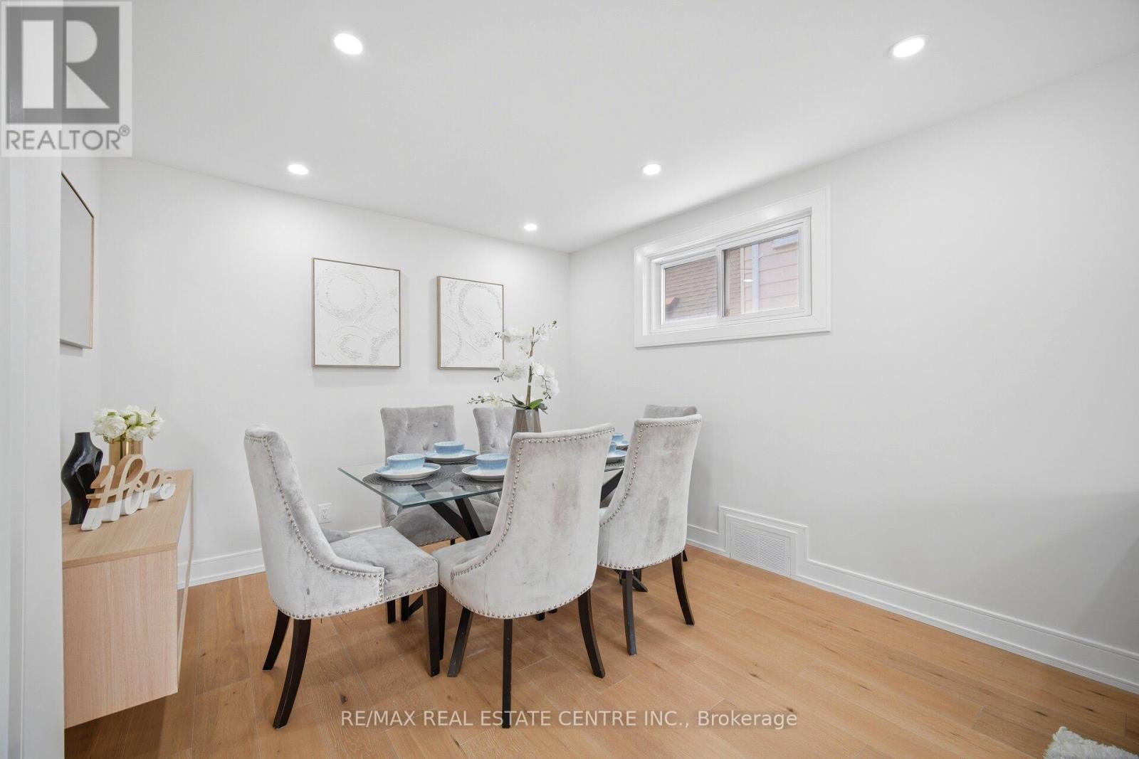 109 Glencrest Boulevard, Toronto, Ontario  M4B 1L9 - Photo 12 - E13168240