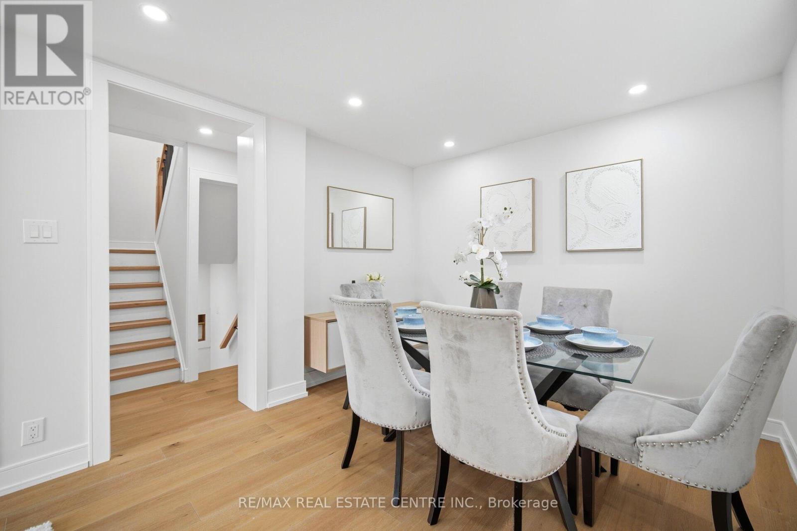 109 Glencrest Boulevard, Toronto, Ontario  M4B 1L9 - Photo 14 - E13168240