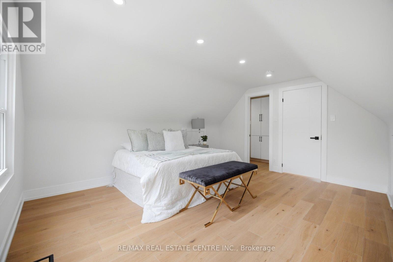 109 Glencrest Boulevard, Toronto, Ontario  M4B 1L9 - Photo 26 - E13168240