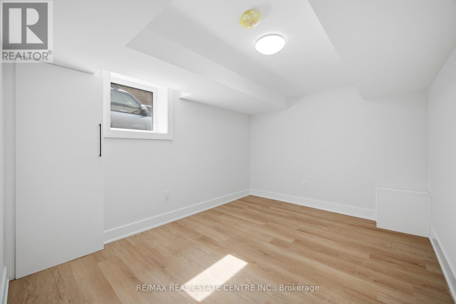 109 Glencrest Boulevard, Toronto, Ontario  M4B 1L9 - Photo 42 - E13168240
