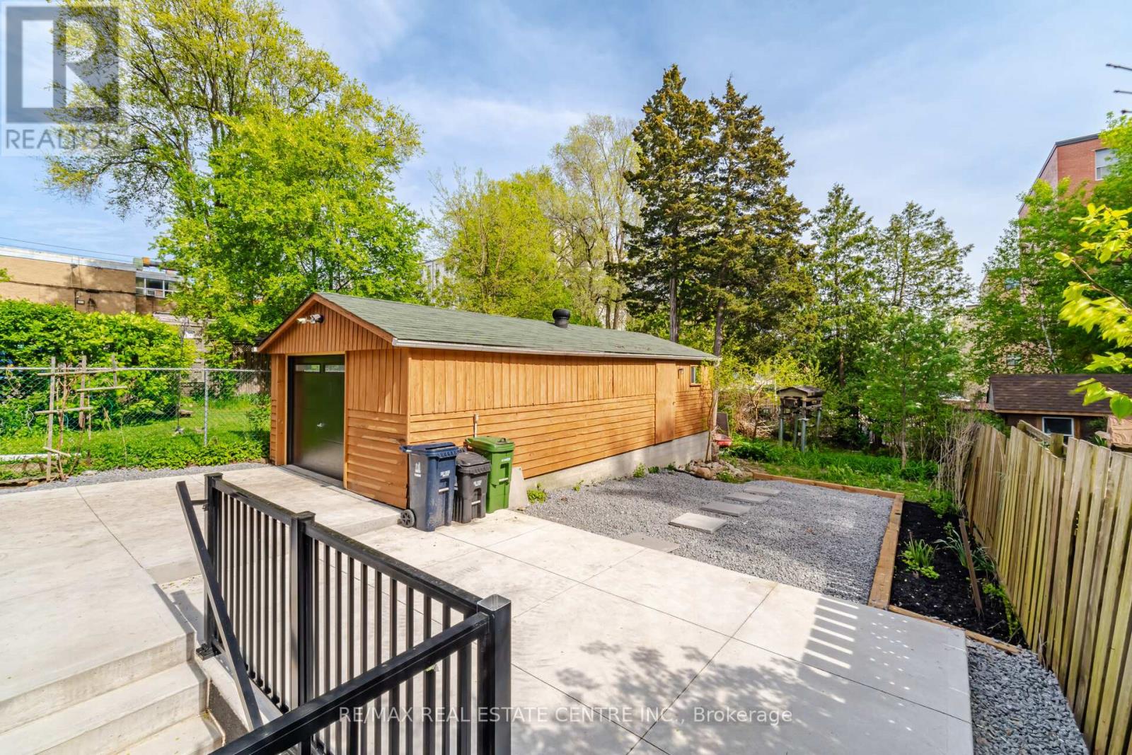 109 Glencrest Boulevard, Toronto, Ontario  M4B 1L9 - Photo 47 - E13168240