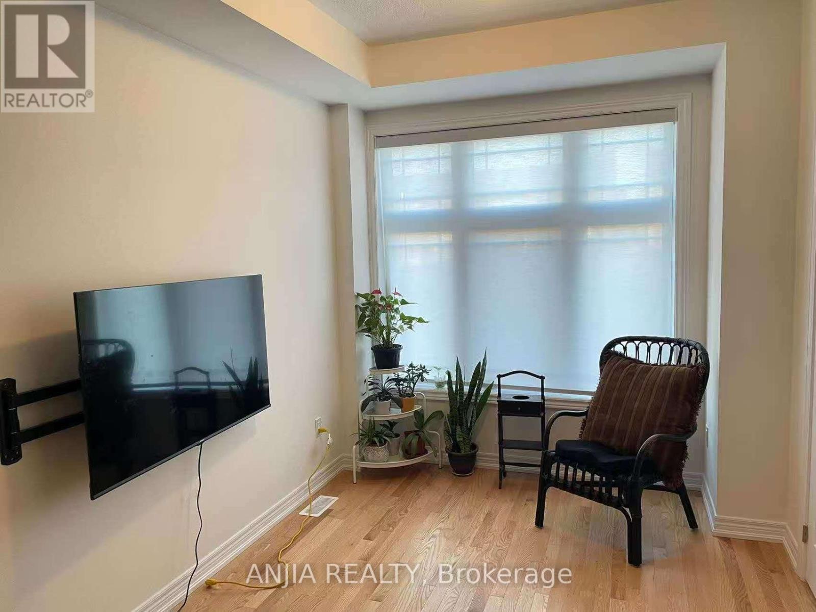 2863 Whites Road, Pickering, Ontario  L1X 0P3 - Photo 2 - E13168318