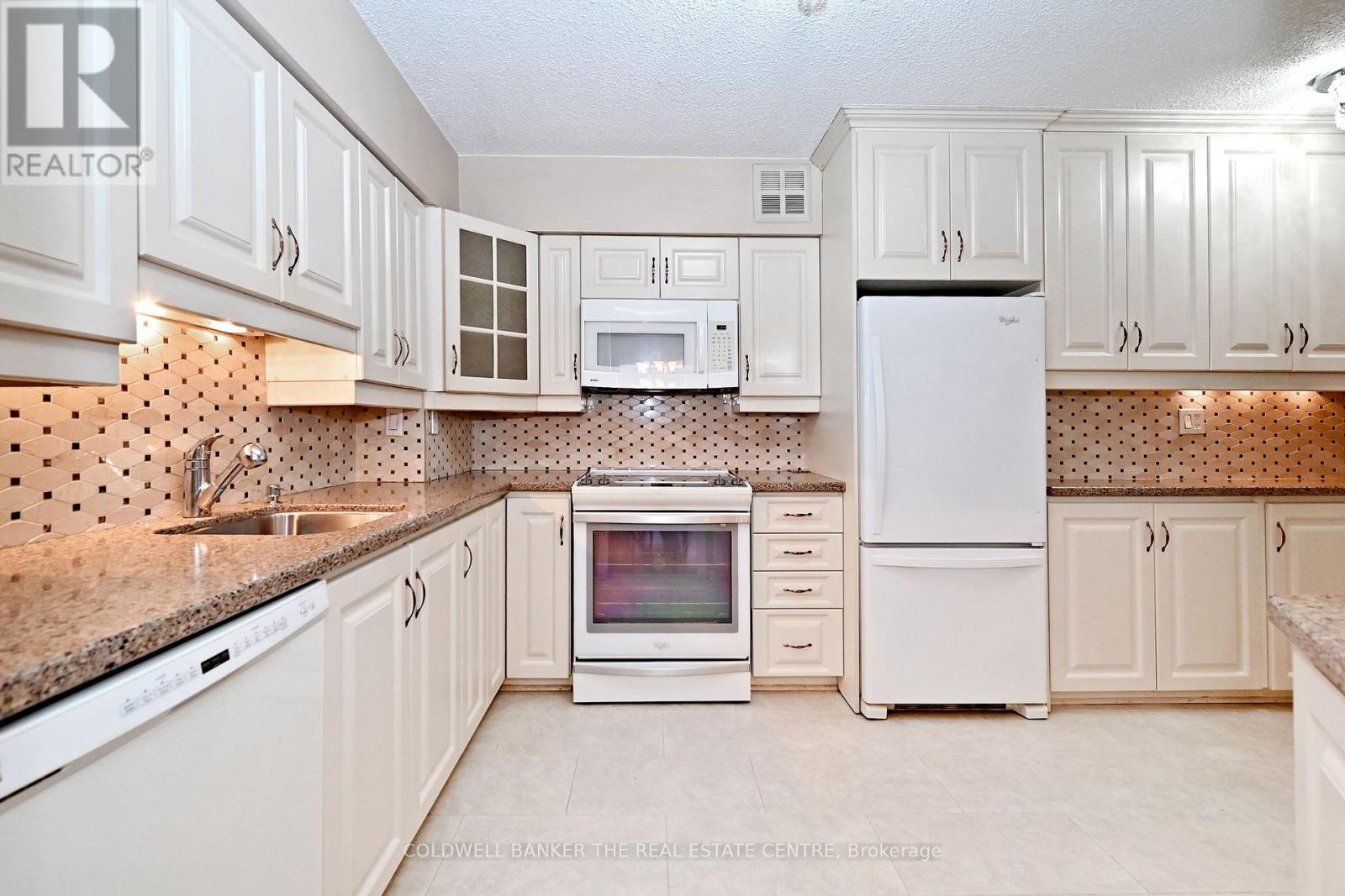 208 - 250 Davis Drive, Newmarket, Ontario  L3Y 7T7 - Photo 20 - N13168290