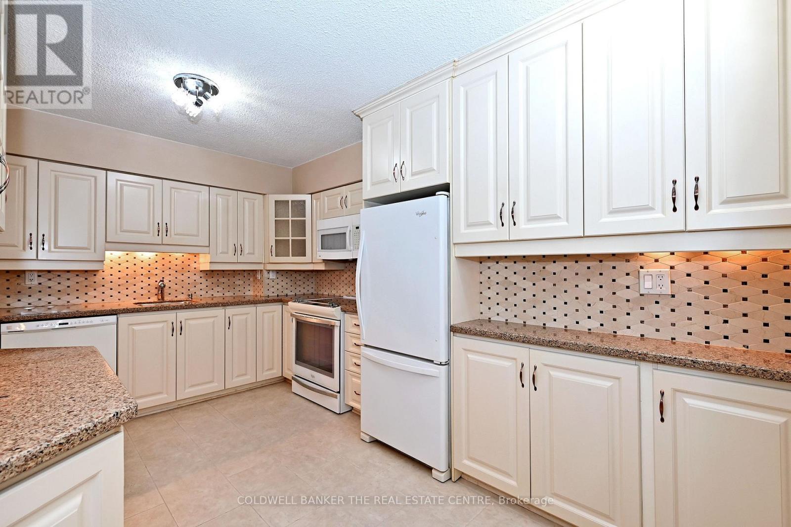 208 - 250 Davis Drive, Newmarket, Ontario  L3Y 7T7 - Photo 21 - N13168290