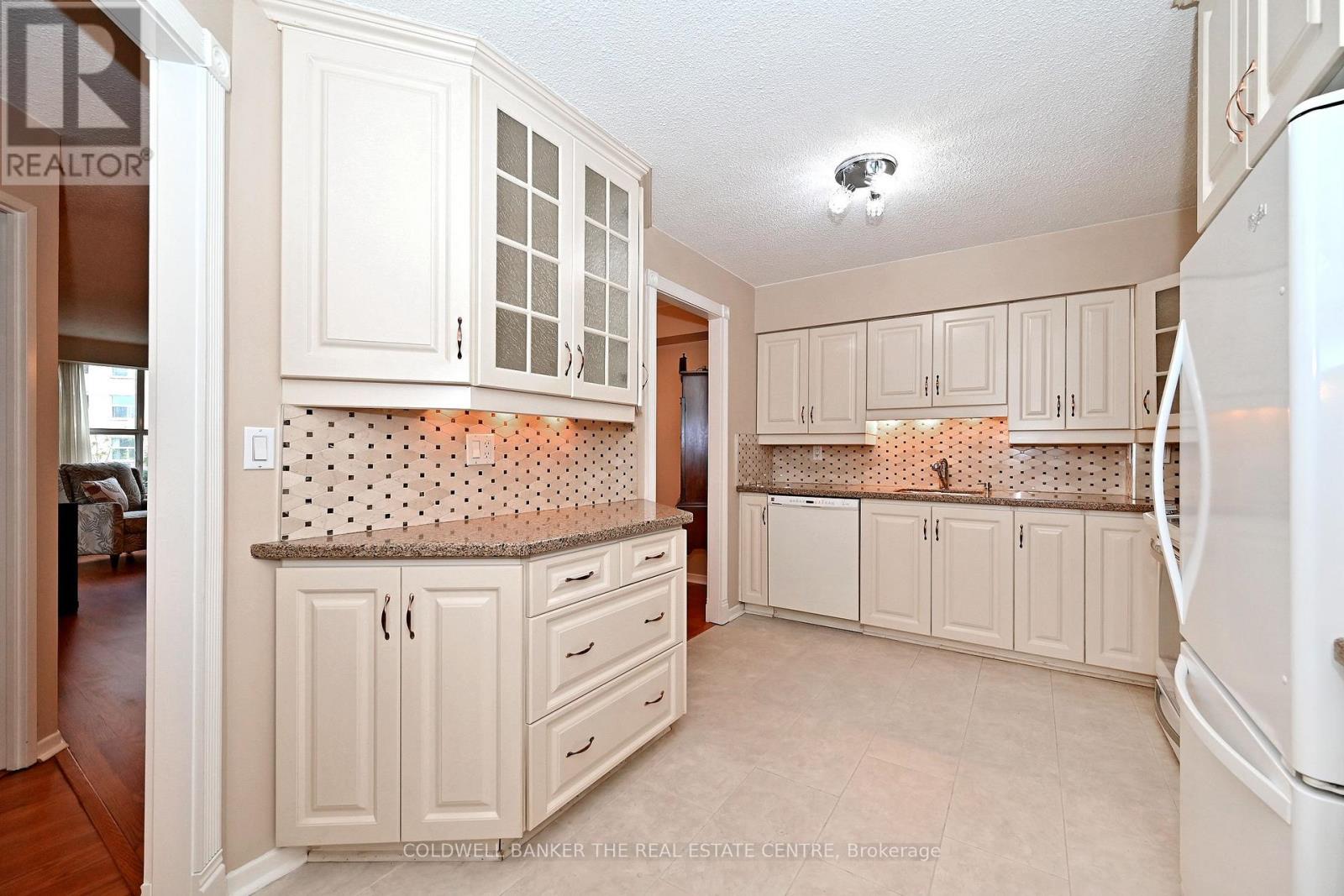 208 - 250 Davis Drive, Newmarket, Ontario  L3Y 7T7 - Photo 23 - N13168290