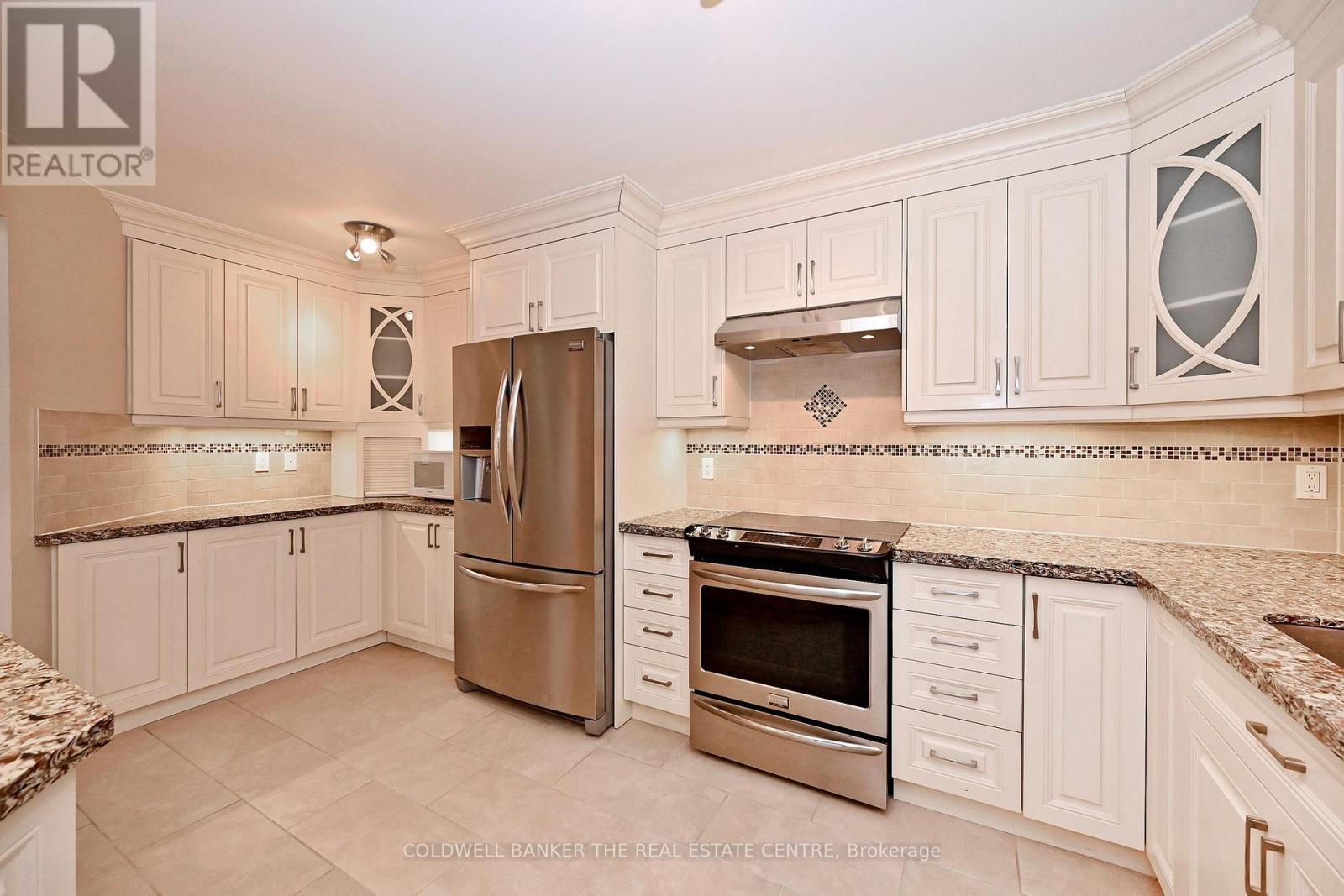 207 - 250 Davis Drive, Newmarket, Ontario  L3Y 7T7 - Photo 14 - N13168296