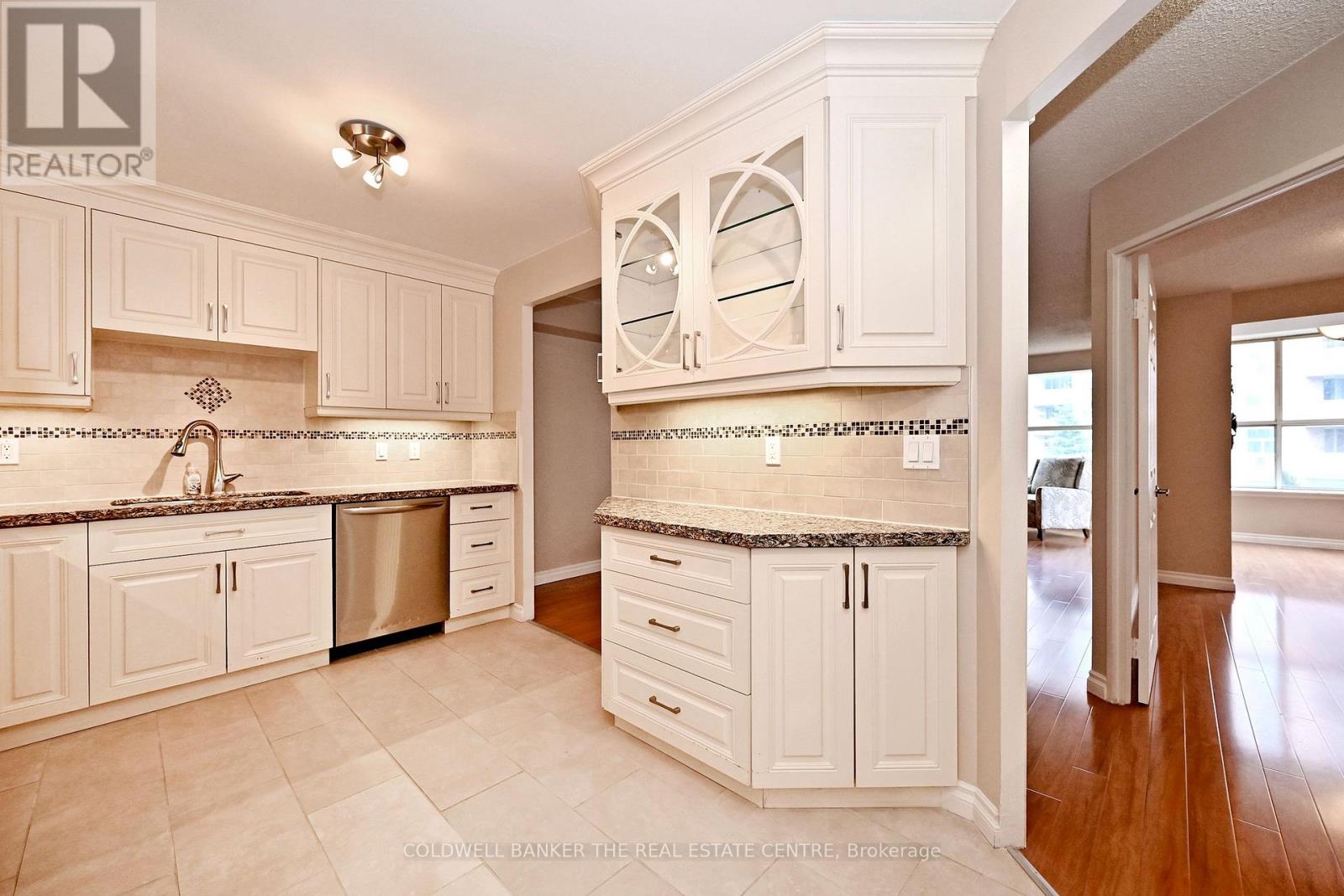207 - 250 Davis Drive, Newmarket, Ontario  L3Y 7T7 - Photo 20 - N13168296