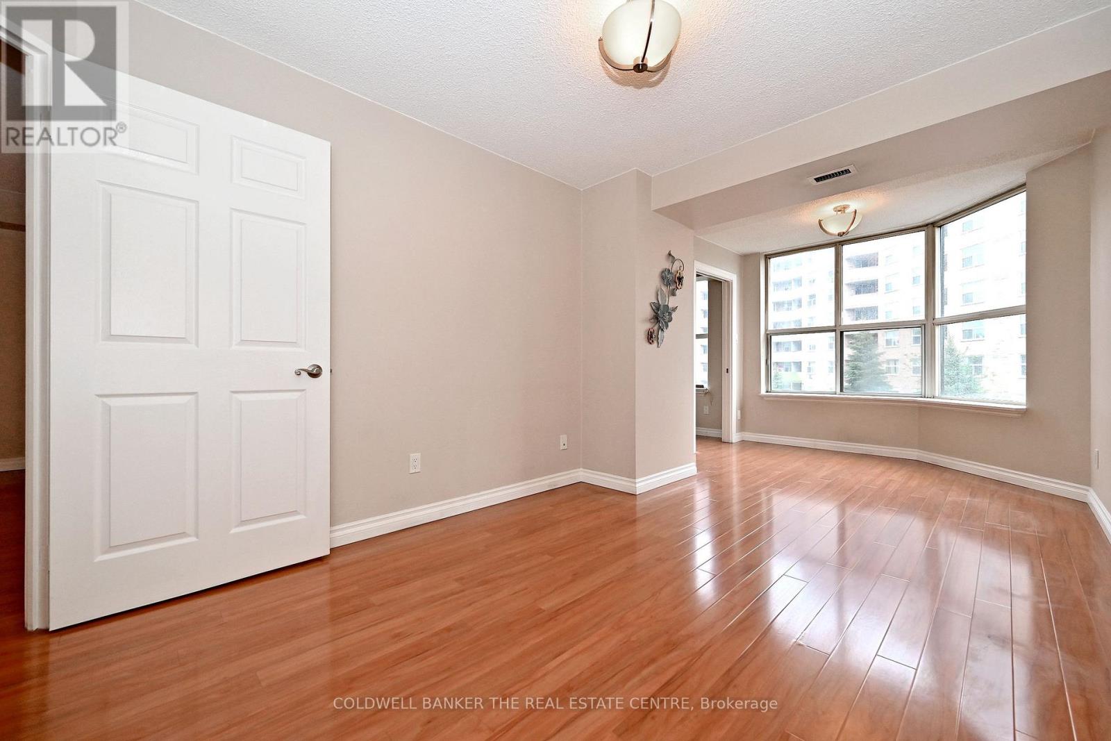 207 - 250 Davis Drive, Newmarket, Ontario  L3Y 7T7 - Photo 31 - N13168296