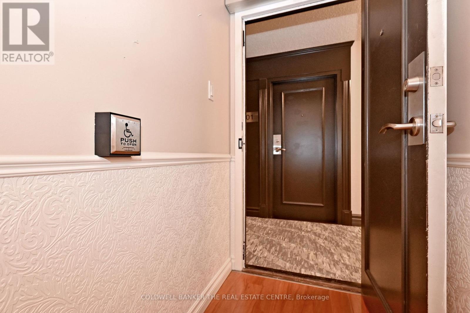 207 - 250 Davis Drive, Newmarket, Ontario  L3Y 7T7 - Photo 42 - N13168296