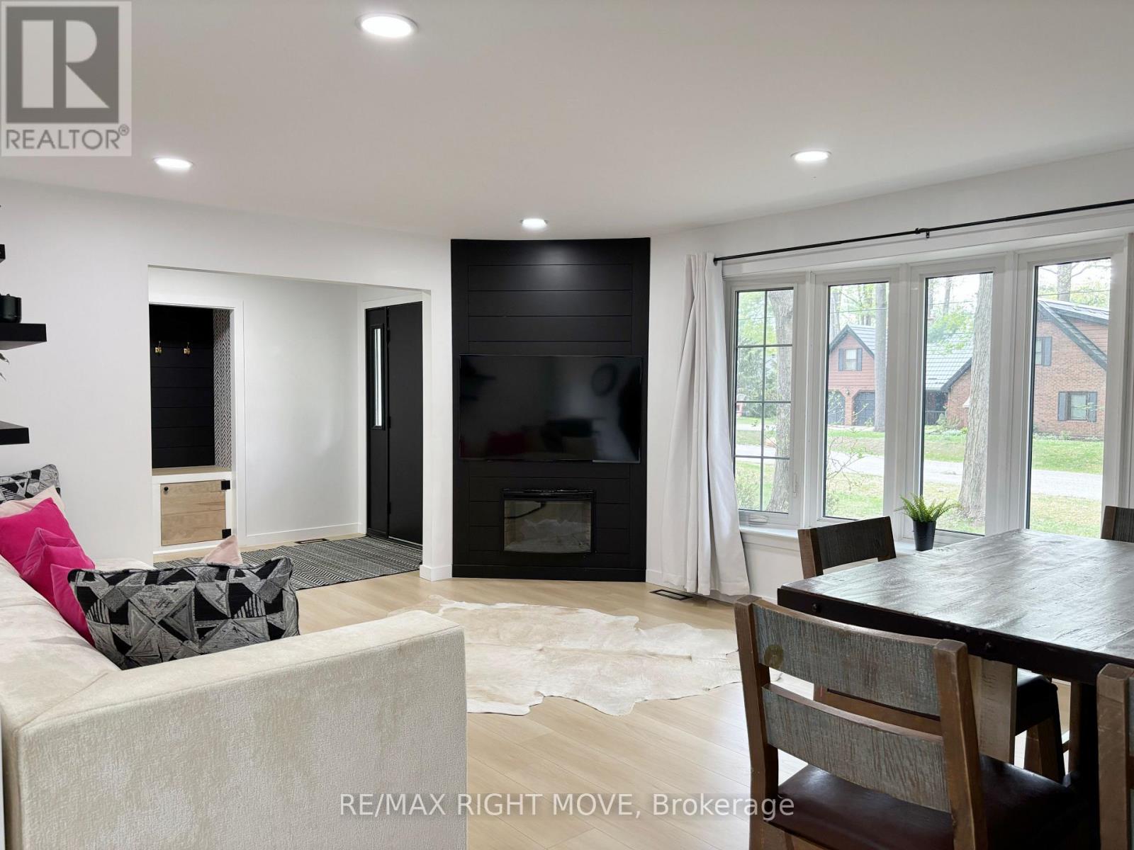1883 Glen Oak Lane, Severn, Ontario  L3V 7J1 - Photo 6 - S13168274