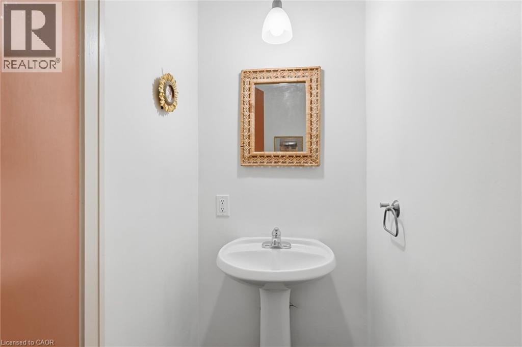 93 Sunning Hill Avenue, Hamilton, Ontario  L8T 1B6 - Photo 22 - 40832463