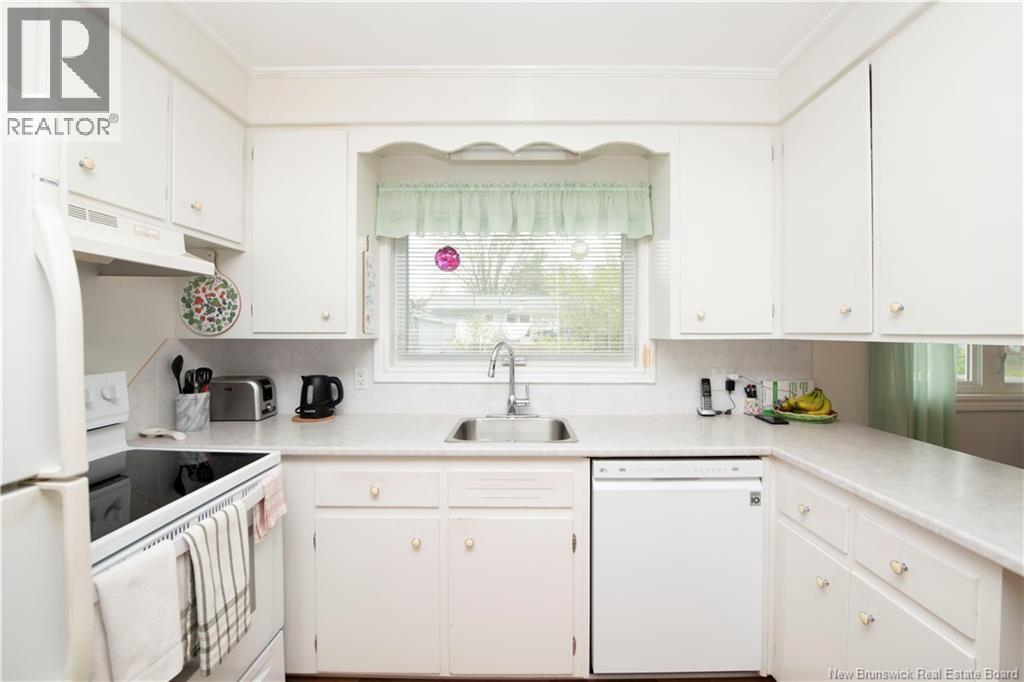 310 Beverly Crescent, Riverview, New Brunswick  E1B 3B6 - Photo 13 - NB140033