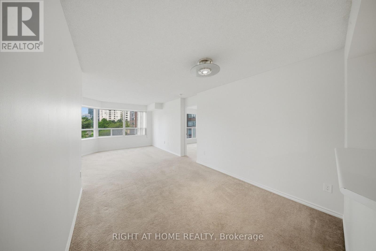 506 - 335 Webb Drive, Mississauga, Ontario  L5B 4A1 - Photo 6 - W13168234