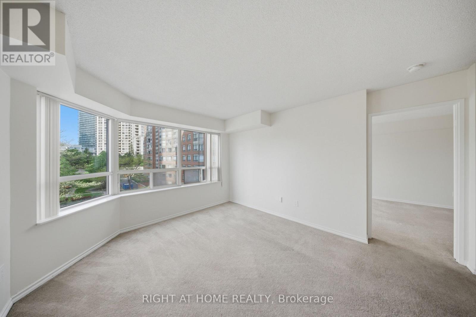 506 - 335 Webb Drive, Mississauga, Ontario  L5B 4A1 - Photo 9 - W13168234