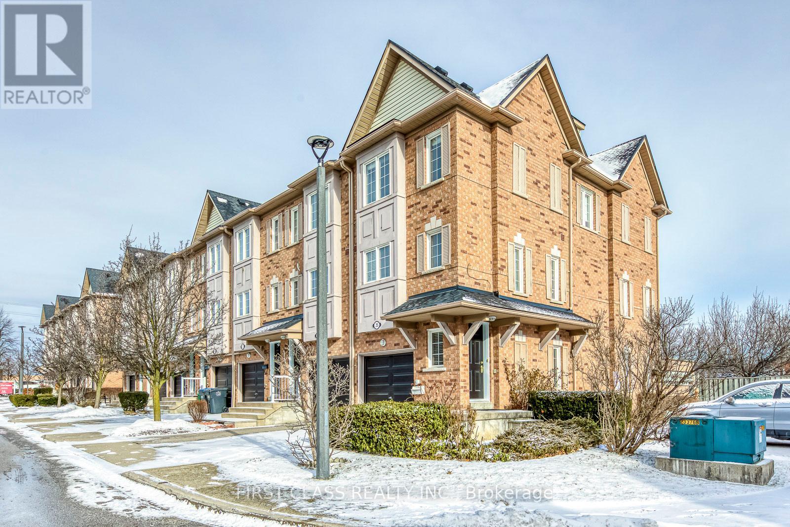 25 - 1128 Dundas Street W, Mississauga, Ontario  L5C 1E1 - Photo 2 - W13168242