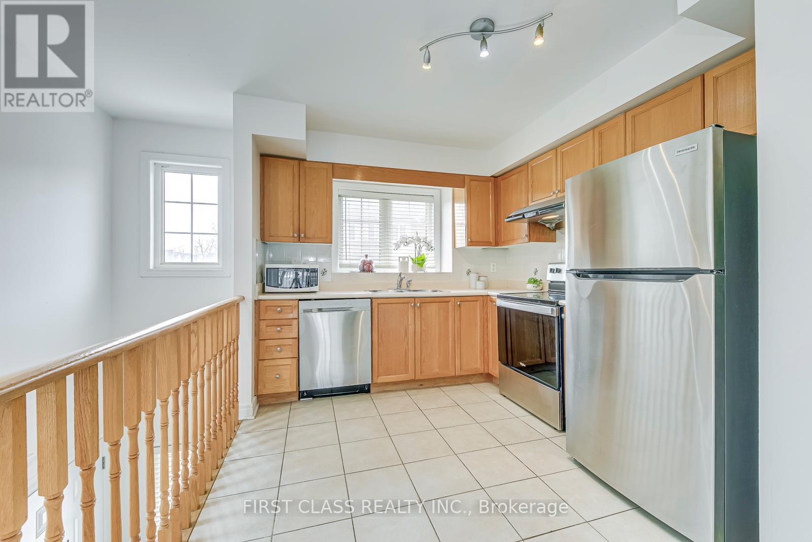 25 - 1128 Dundas Street W, Mississauga, Ontario  L5C 1E1 - Photo 9 - W13168242