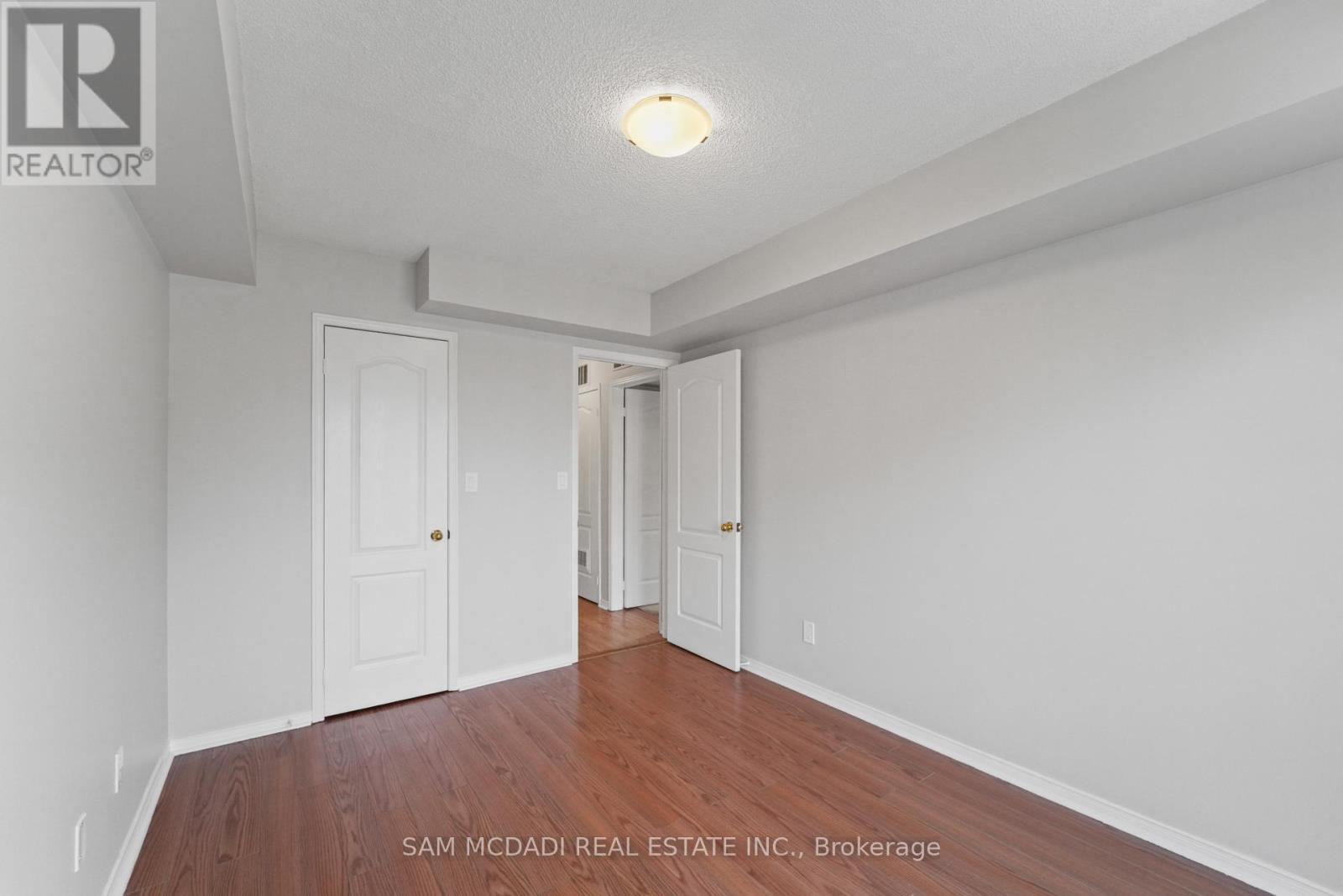 22 - 3055 Elmcreek Road, Mississauga, Ontario L5B 4J9 - Photo 14 - W13168260