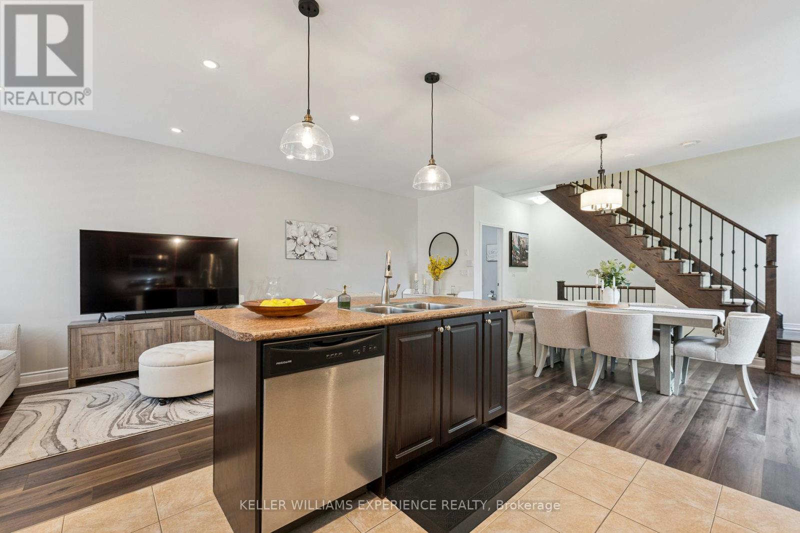 31 Alnwick Avenue, Caledon, Ontario  L7C 3P6 - Photo 17 - W13168276