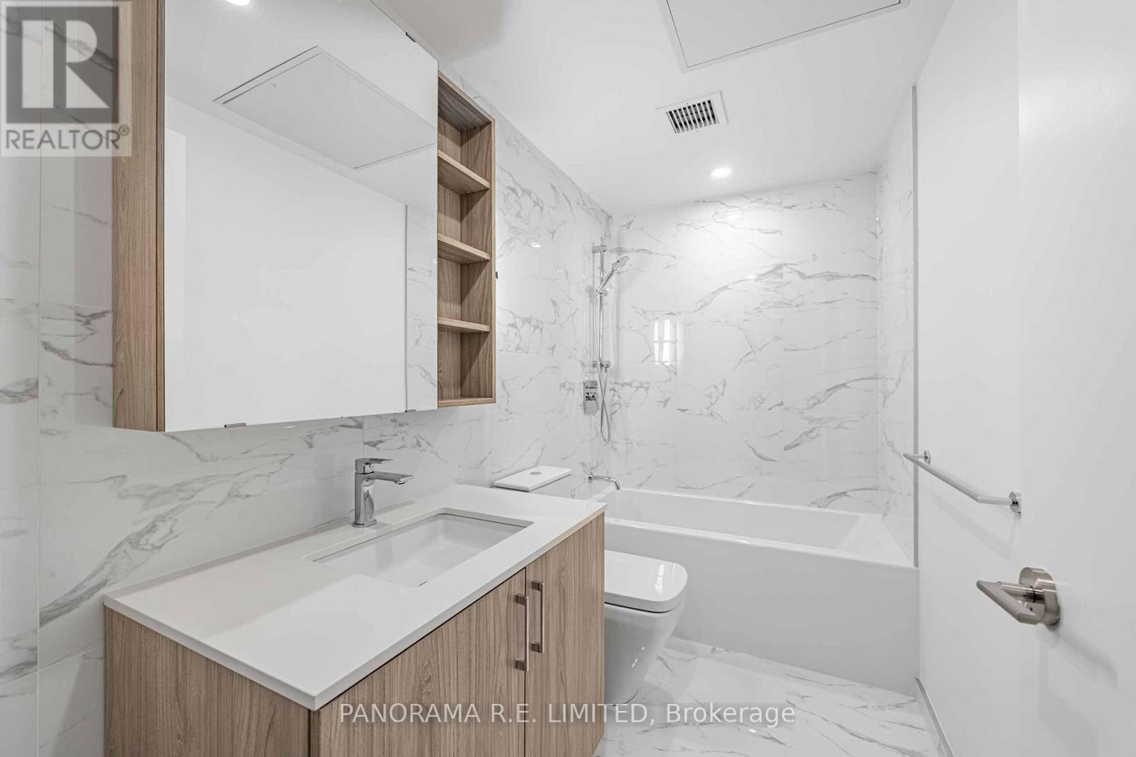 305 - 689 The Queensway, Toronto, Ontario  M8Y 0C8 - Photo 13 - W13168284