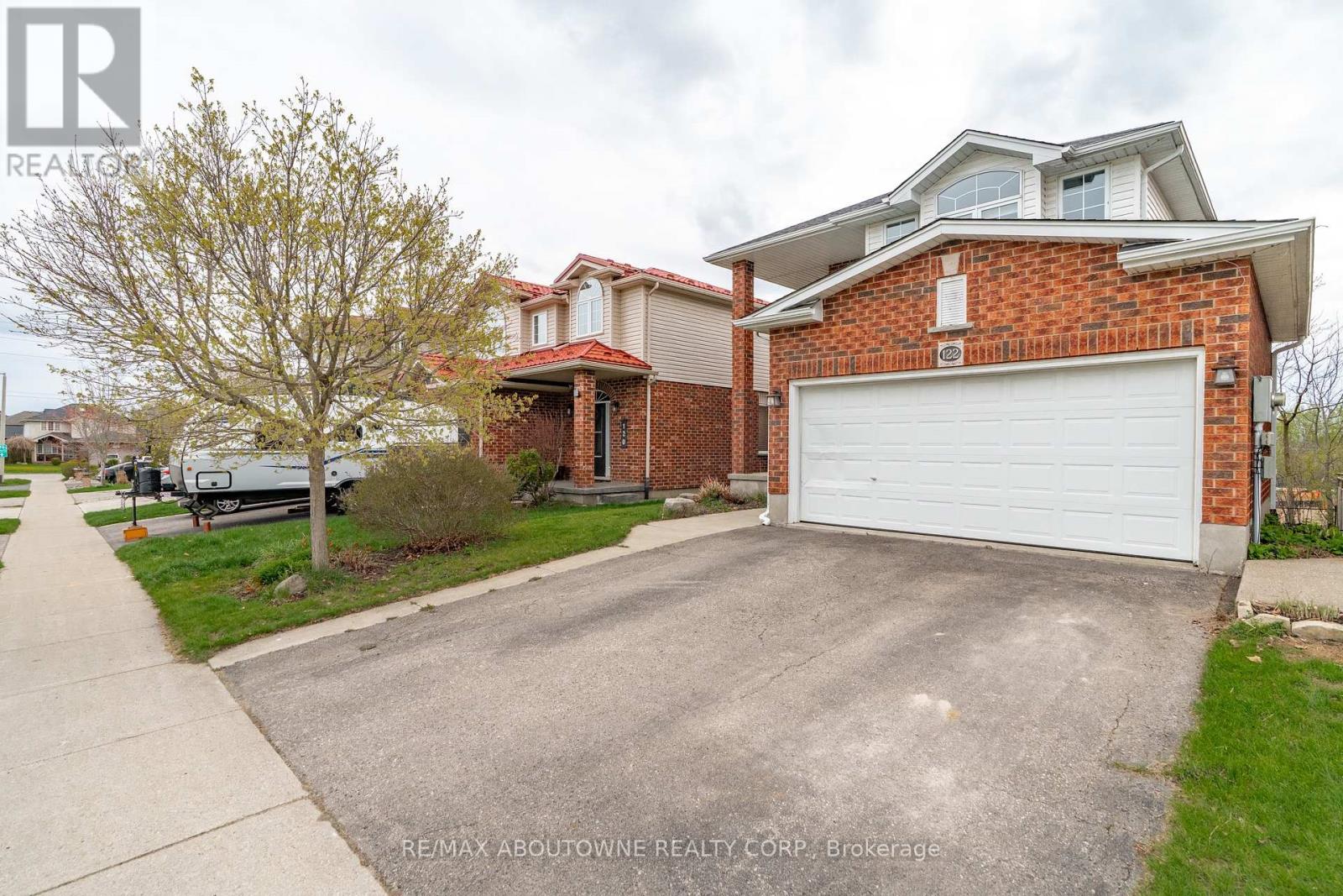 122 Severn Drive, Guelph, Ontario  N1E 7K6 - Photo 2 - X13168244
