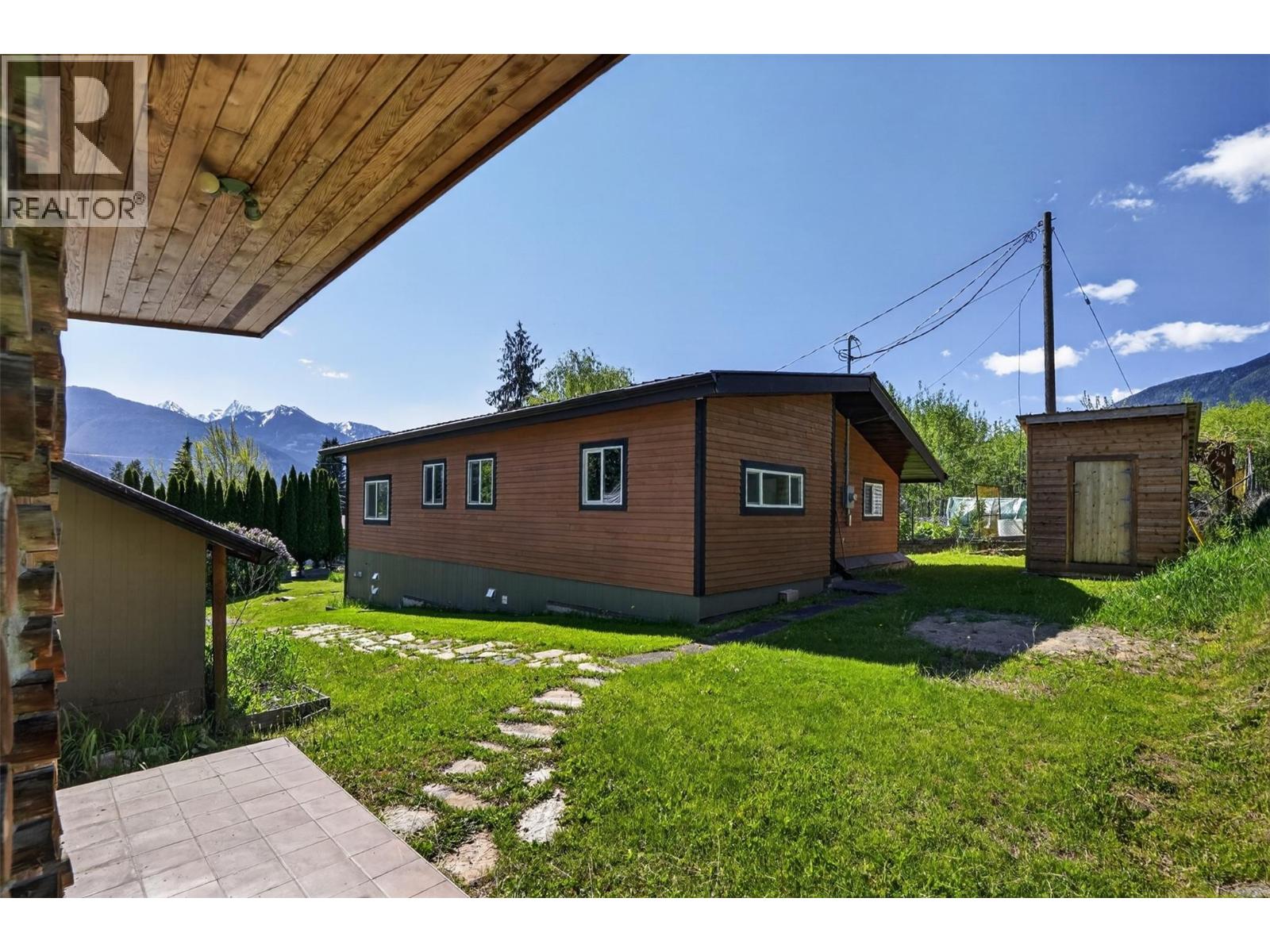 127 8th Street N, Kaslo, British Columbia  V0G 1M0 - Photo 50 - 10360012