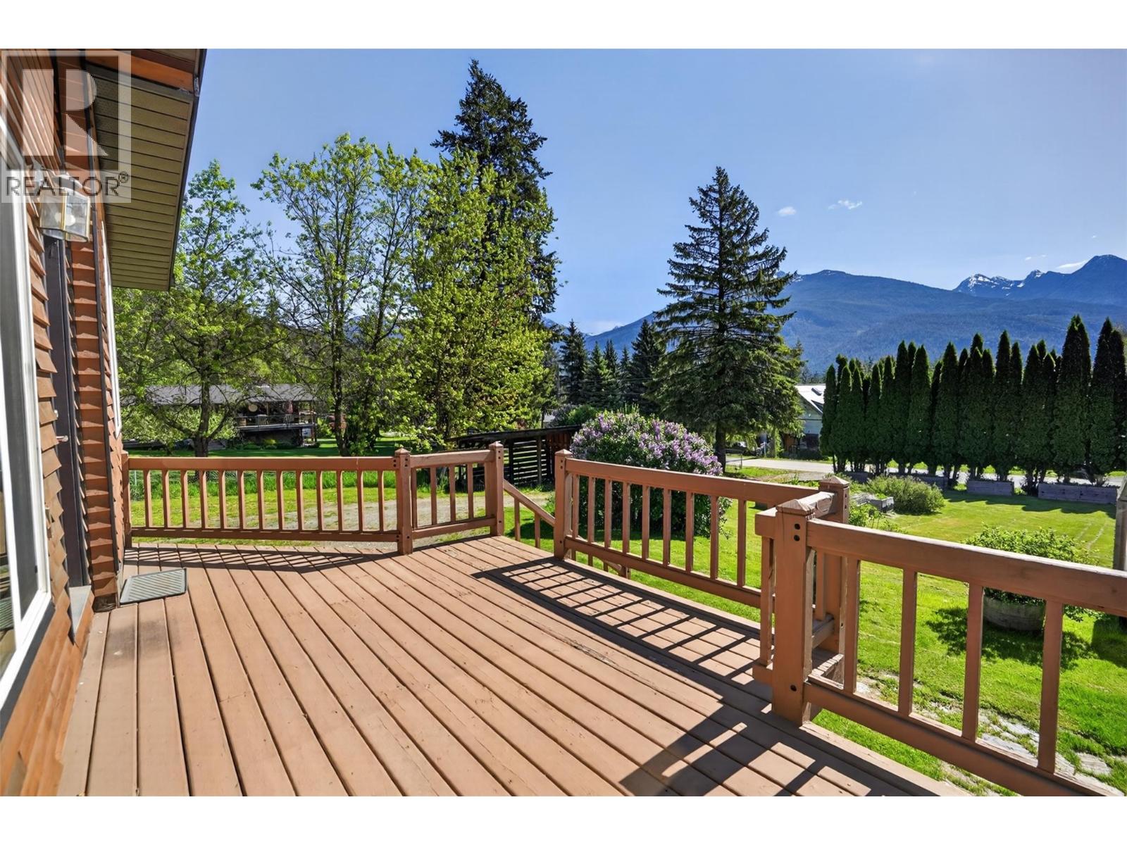 127 8th Street N, Kaslo, British Columbia  V0G 1M0 - Photo 35 - 10360012