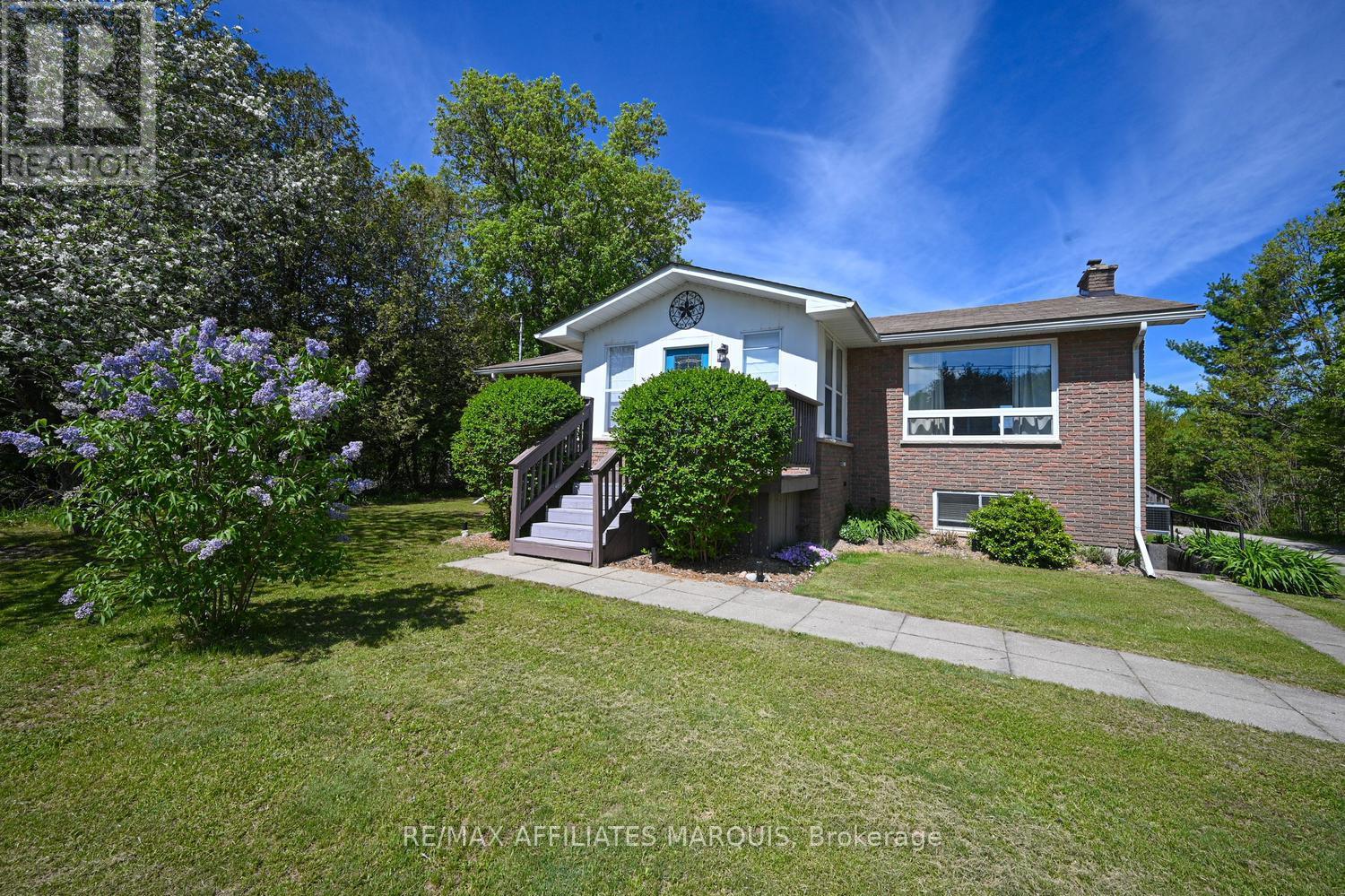 344 15 HIGHWAY, Rideau Lakes, Ontario