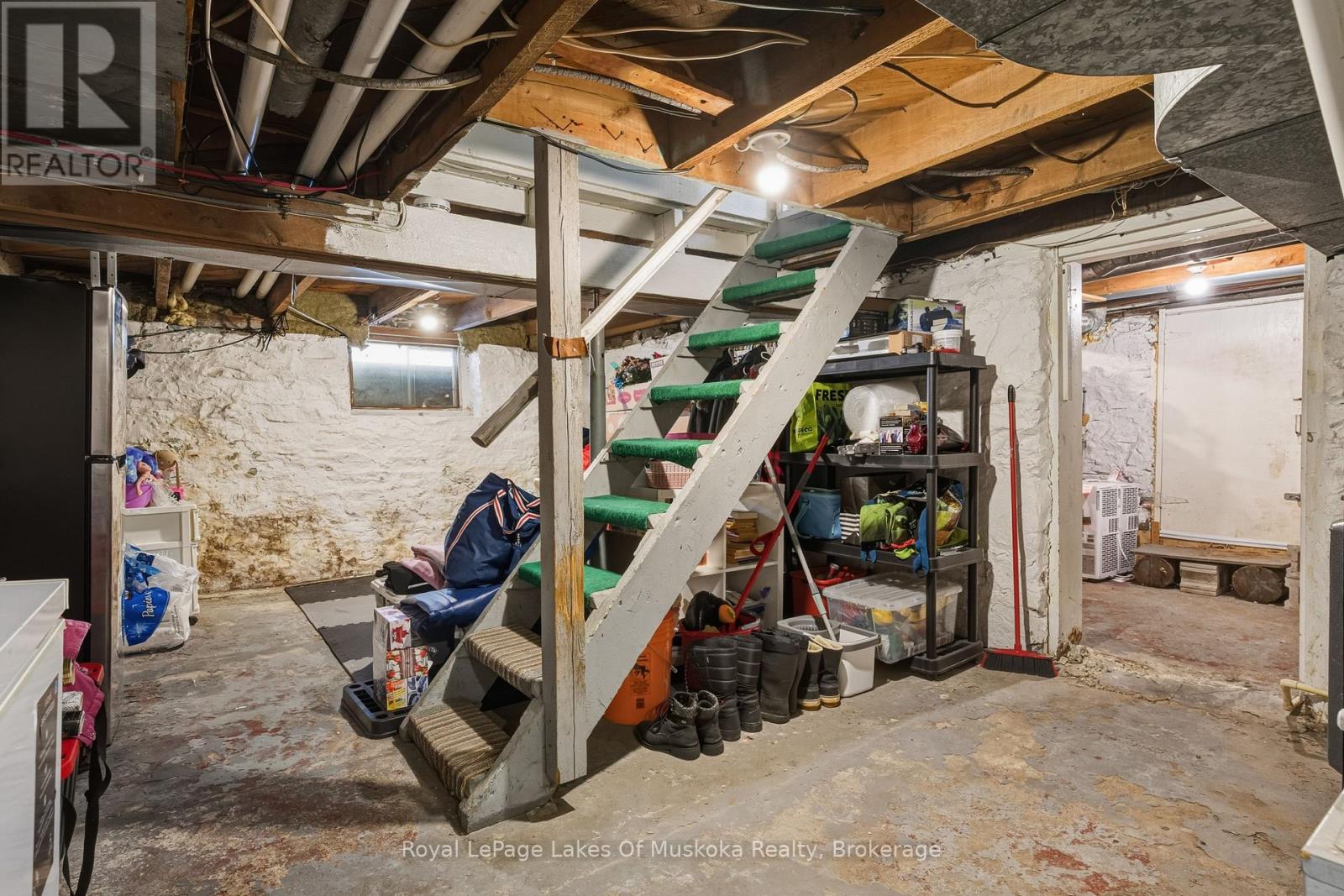 60 West Road W, Huntsville, Ontario P1H 1L8 - Photo 20 - X12943630