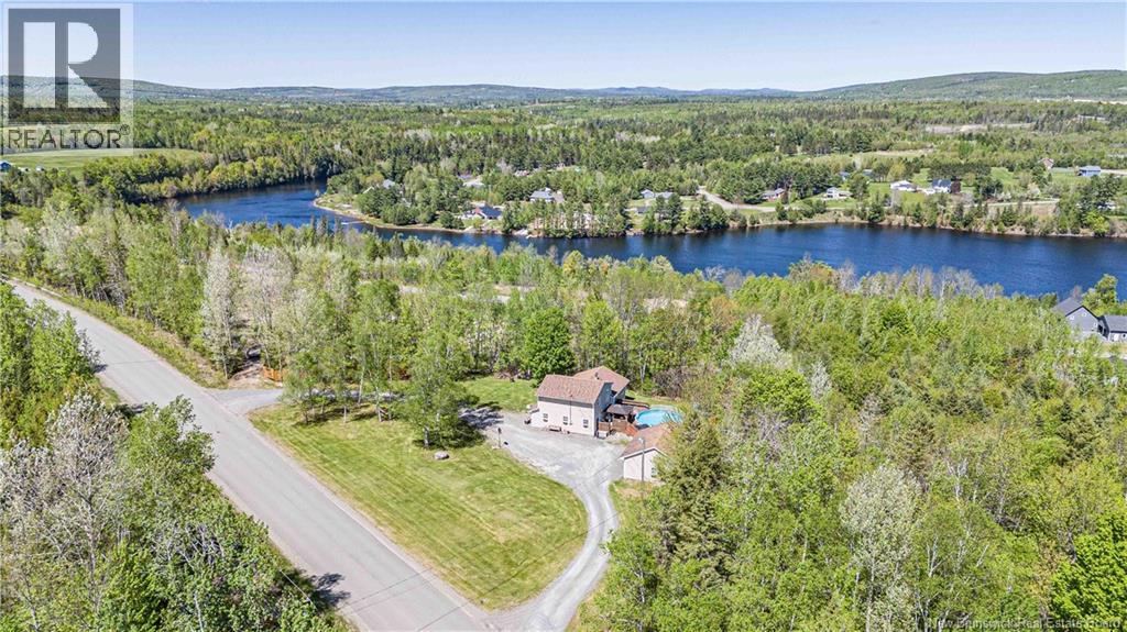 17 Rossville Road, Nackawic, New Brunswick  E6G 1V2 - Photo 2 - NB135425