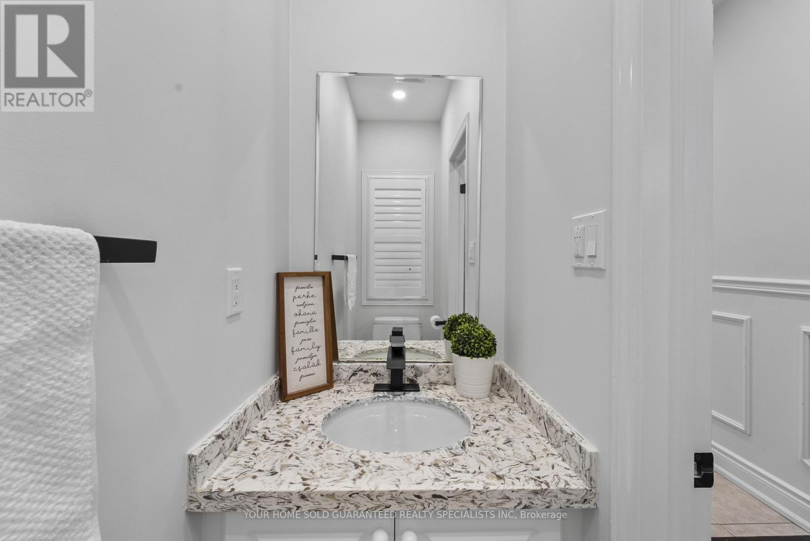 104 Northway Avenue, Whitchurch-Stouffville, Ontario  L4A 0T7 - Photo 6 - N13154142