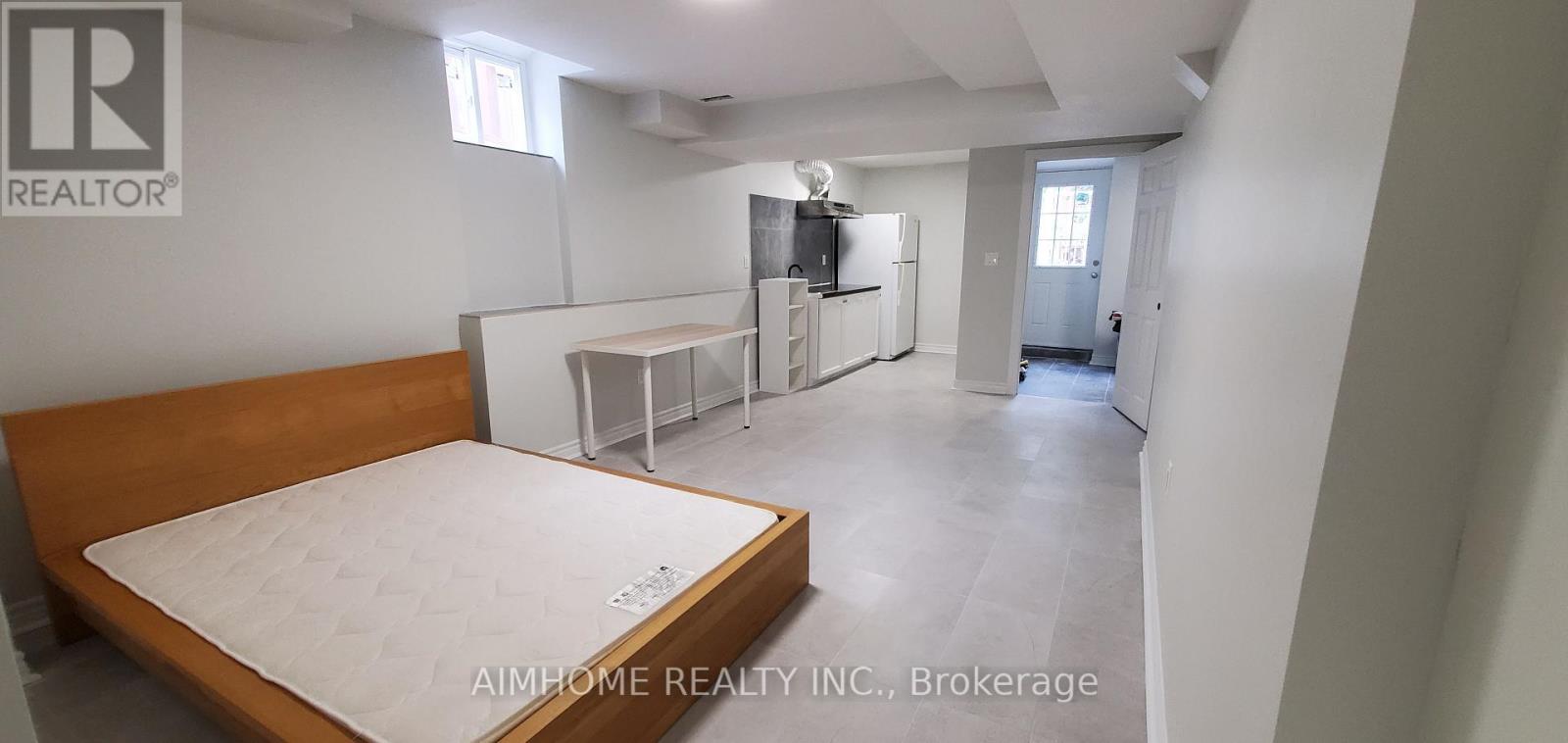 B1 - 10 CASTLERIDGE DRIVE, Richmond Hill, Ontario