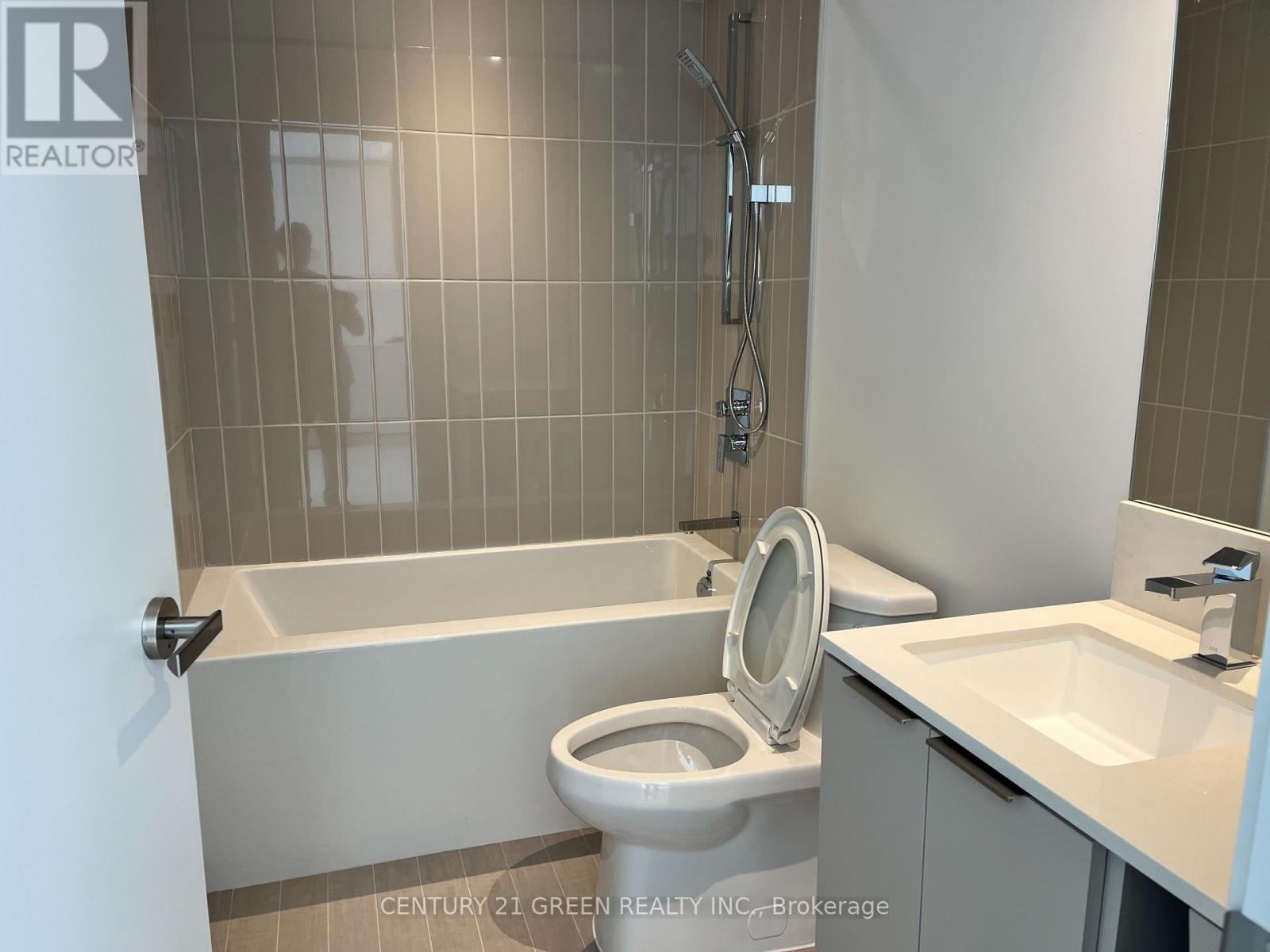 3108 - 3900 Confederation Parkway, Mississauga, Ontario  L5B 0M3 - Photo 2 - W13168354