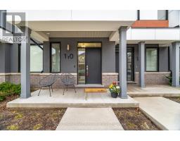 110 HUGUENOT ROAD, Oakville, Ontario