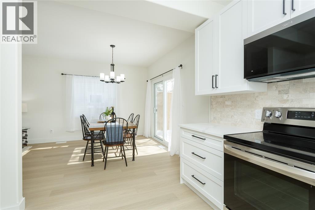 401 Devine Street, Sarnia, Ontario  N7T 1V6 - Photo 22 - 26011945