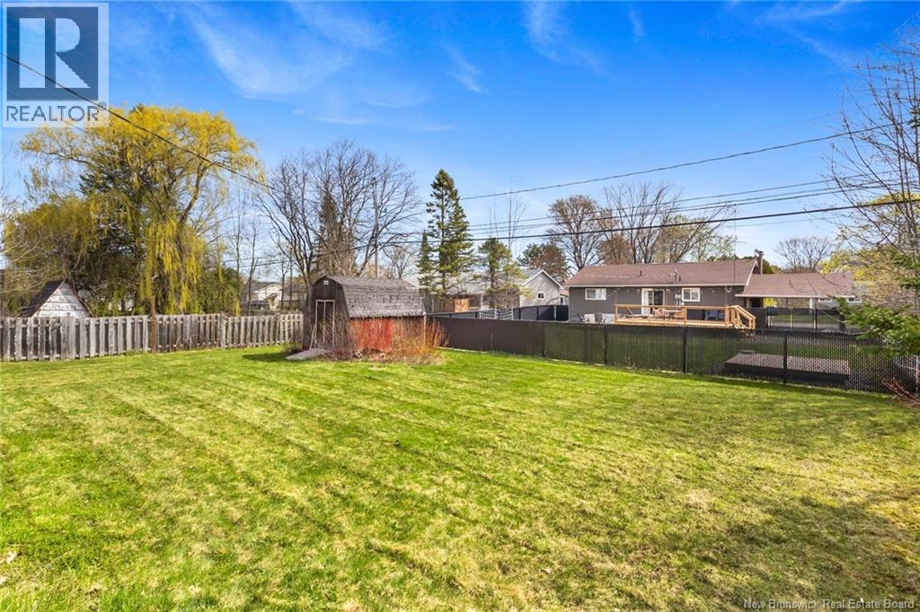 368 Canterbury Drive, Fredericton, New Brunswick  E3B 4L9 - Photo 41 - NB139825