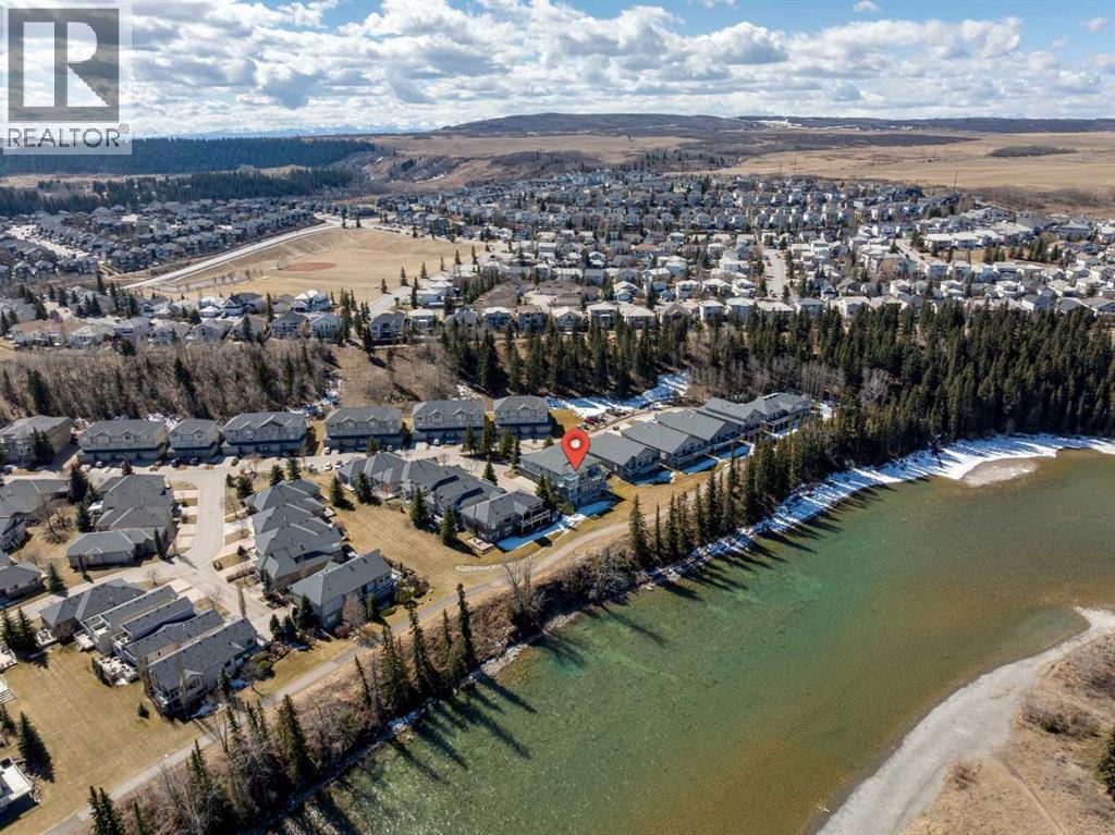 189 Crawford Drive, Cochrane, Alberta  T4C 2G8 - Photo 1 - A2300785