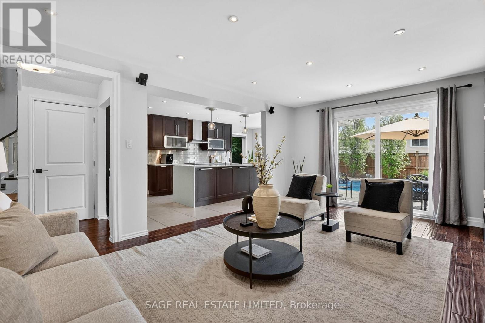 6 Acacia Street, Hamilton, Ontario  L8J 1V6 - Photo 8 - X13168362