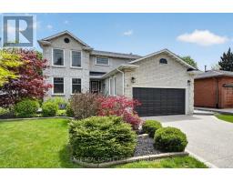 6 ACACIA STREET, Hamilton, Ontario