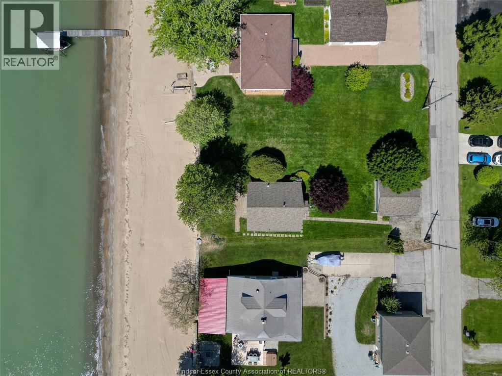 377 Lakewood Drive, Amherstburg, Ontario  N9V 2Y8 - Photo 5 - 26011979