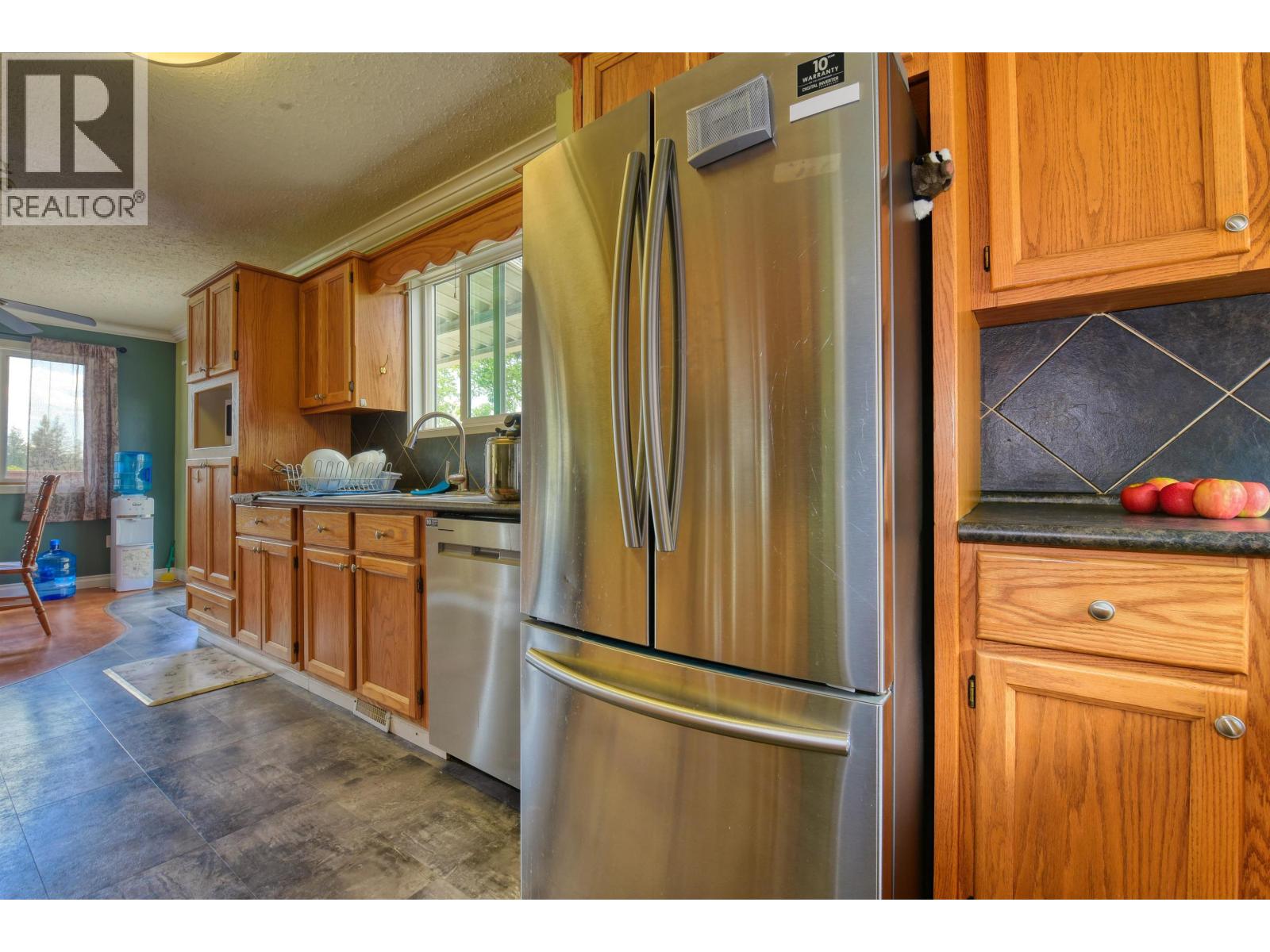 1290 N Twelfth Avenue, Williams Lake, British Columbia  V2G 3X4 - Photo 3 - R3127289