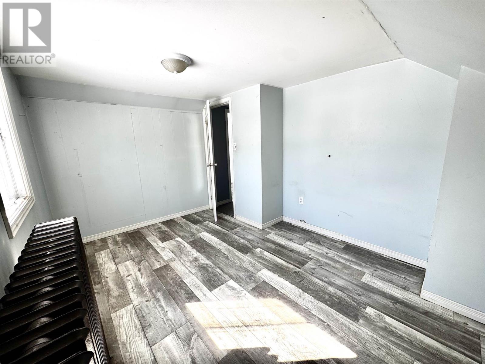 124 Third Ave, Hornepayne, Ontario P0M 1Z0 - Photo 18 - SM260613